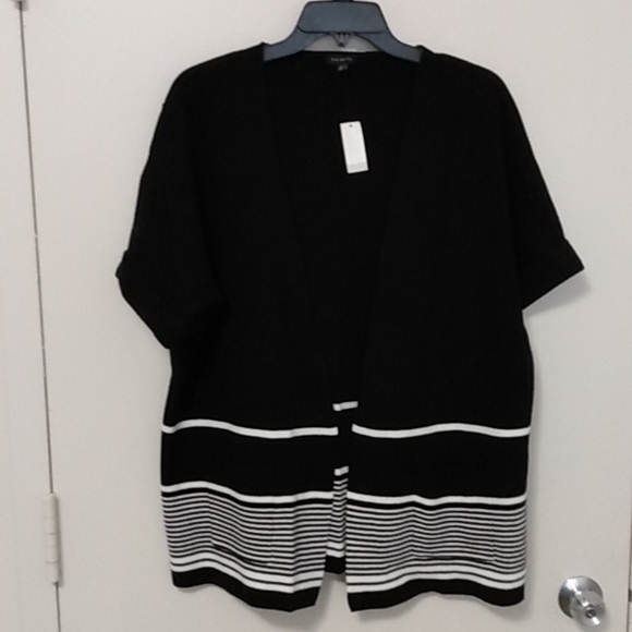 Talbot's Black & White Stripe Short Sleeve Sweater NWT Size L - Picture 1 of 8